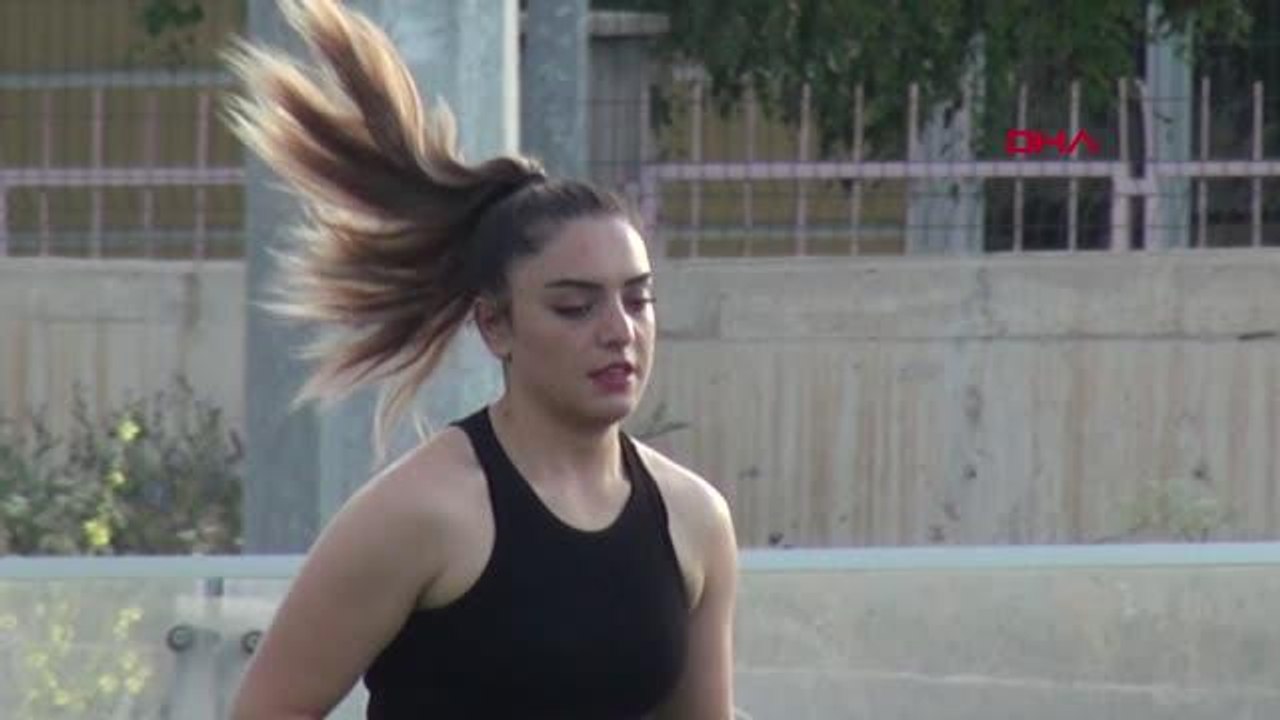 ERZURUM DAĞLARIN KAHRAMAN KIZI SILA, SLOVENYA'NIN GURUR GECESİNE 'ŞEREF KONUĞU' OLDU