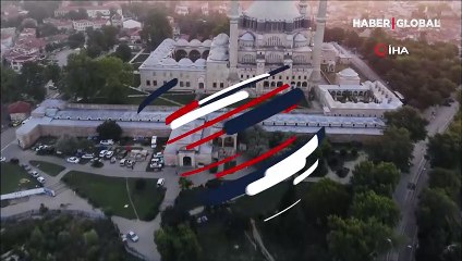 Tarihi Kırkpınar Yağlı Güreşleri için Edirne'ye akın edeneler sokakta sabahladı