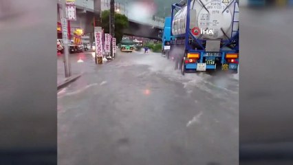- Japonya'da şiddetli yağmur su baskınlarına yol açtı