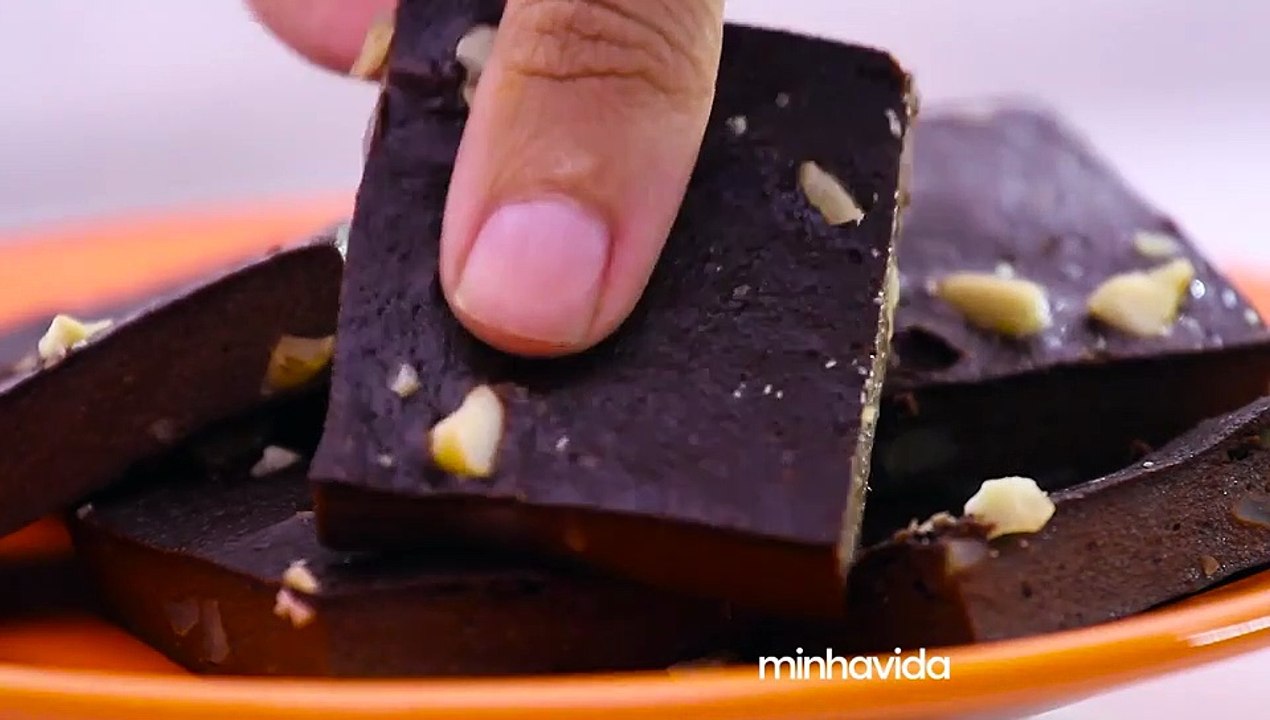 Brownie light com banana: receita de doce light e saudável