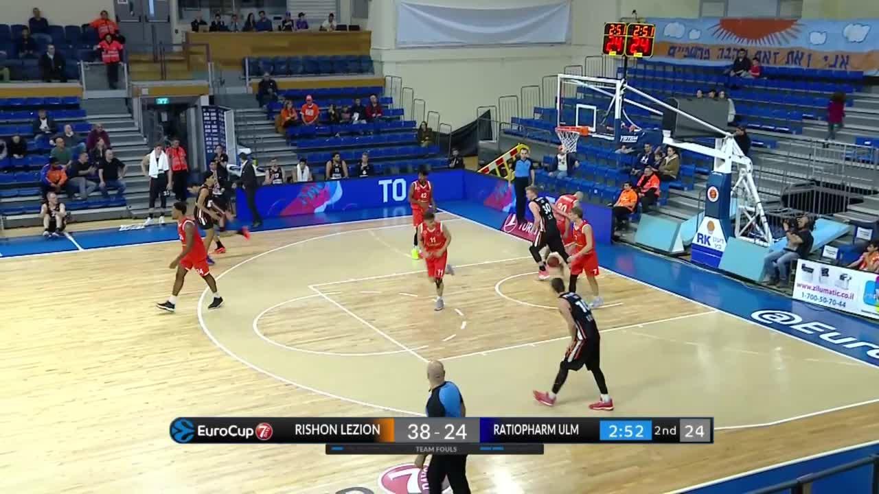 SIGNINGS: Bayern adds rebounding ace Schilling