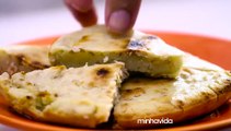 Pão de queijo de frigideira light: receita fácil e saudável