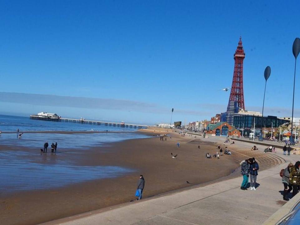 Blackpool weekend weather forecast - July 9 to 11 - video Dailymotion