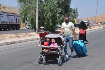 CİLVEGÖZÜ'NDEN 4 BİN 513 SURİYELİ BAYRAMLAŞMAK İÇİN ÜLKESİNE GİTTİ