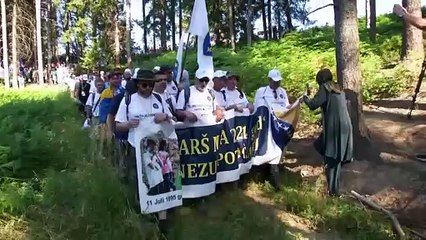 Марш памяти жертв резни в Сребренице