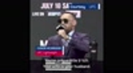 McGregor kicks out at Poirier!