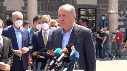 Download Video: Son dakika haber! Cumhurbaşkanı Erdoğan, teröristlerin yakıp devletin onardığı Kurşunlu Camii'nde cuma namazı kıldı