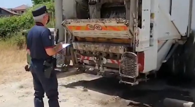 Serra San Bruno (VV) - Percolato sversato vicino torrente: sequestrati camion dei rifiuti (09.07.21)