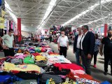 Ataşehir'de kapalı pazar yeri hizmete açıldı
