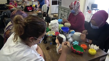 Hataylı kadınlar Almanya'ya çilek reçeli ihraç ediyor