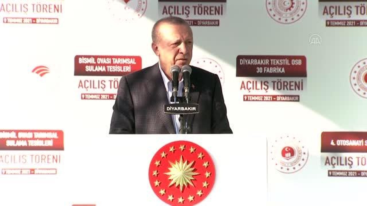 Son dakika haberi... DİYARBAKIR - Cumhurbaşkanı Erdoğan: "HDP'nin İstanbul ve diğer şehirlerde CHP'ye verdiği desteğin nedeni ideolojik akrabalıktır"