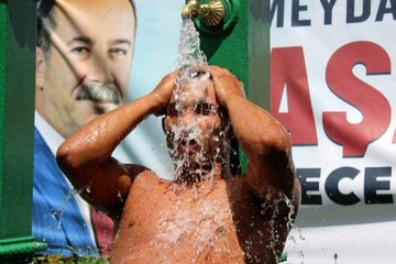 Pehlivanların sıcak havayla zorlu mücadelesi