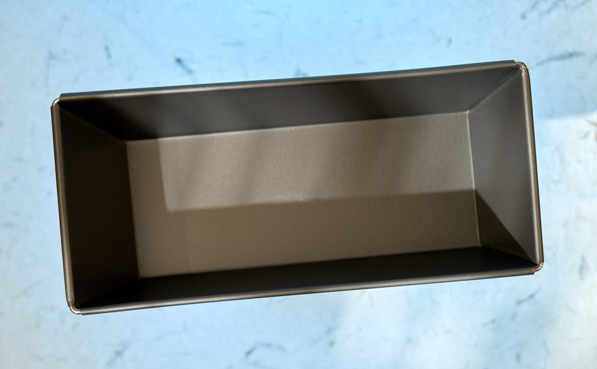 7 Creative Ways to Use a Loaf Pan That Don't Involve Bread