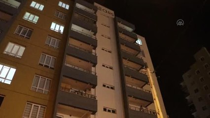 Son dakika haberi | Kız arkadaşı ile kendisini eve kilitleyen kişi özel harekat polislerince gözaltına alındı