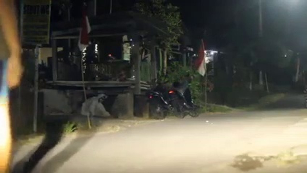 pocong ikut naik motor dong