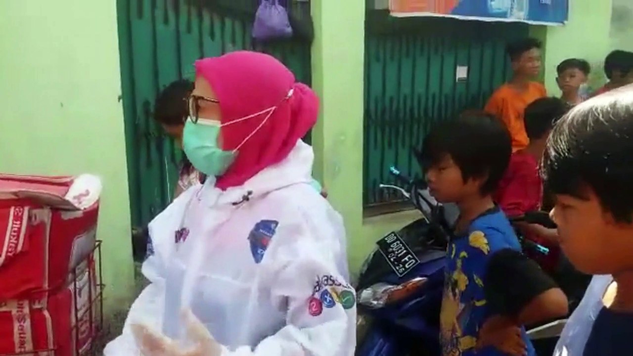 kegiatan pemeriksaan covid dari rumah- kerumah kota makassar