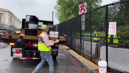 Elbontják a kerítést a Capitolium körül