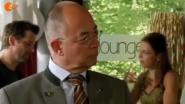 Die Rosenheim Cops - Staffel 12 Folge 15 - Auf Kommando tot