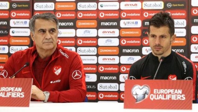 Son Dakika: Milli Takım'a imza attığı iddia edilen Emre Belözoğlu, Görüşmeler devam ediyor dedi