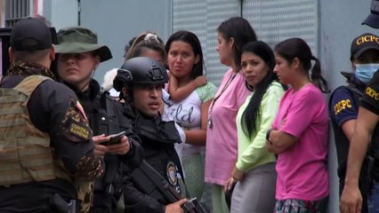 الشرطة الفنزويلية تدخل أحياء شعبية للتصدي لعصابات مسلحة