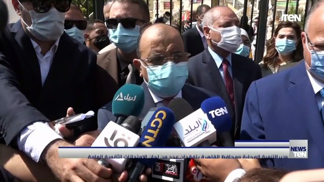 وزير التنمية المحلية ومحافظ القاهرة يتفقدان لجان الثانوية بمدرسة بمصر الجديدة