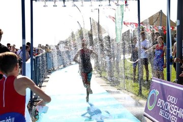 Triatlon heyecanı Ordu'da başladı