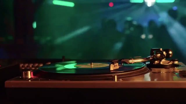 Coronavirus - Une publicité télé pour la bière Heineken faisant la promotion de la vaccination contre le COVID19 déclenche un appel au boycott