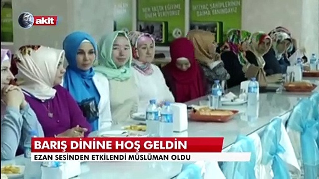 Ezan sesinden etkilendi Müslüman oldu