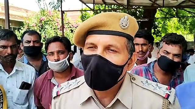 बकरियां चराने निकले वृद्ध का शव मिला, हत्या का अंदेशा