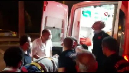 Ümraniye'de makas atarak ilerleyen otomobil ağaçlık alana uçtu: 1 yaralı