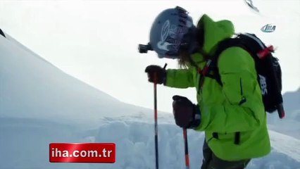 Korkusuz kayakçı öyle bir yerden kaydı ki...