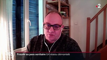 Pass sanitaire : un trafic de certificats de vaccination démantelé