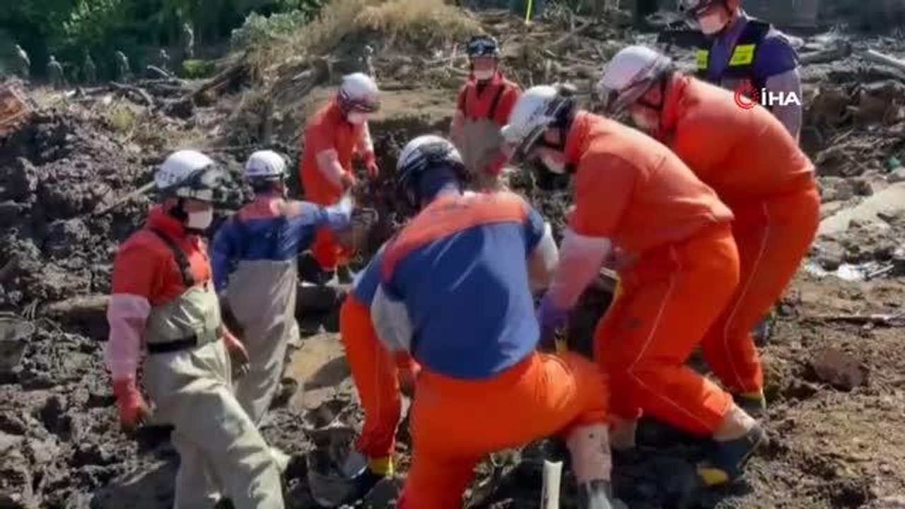 Son dakika haberleri! Japonya'yı vuran sel ve heyelanda can kaybı 13'e yükseldiKayıp 15 kişiyi arama çalışmaları sürüyor