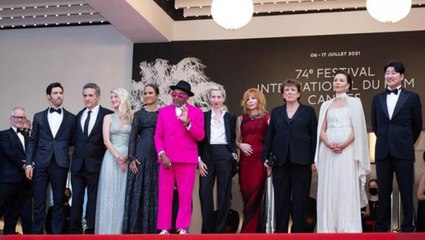 Cannes Film Festivali'nde ödüller sahiplerine teslim edildi! Etkinliğe, jüri başkanının hatası damga vurdu