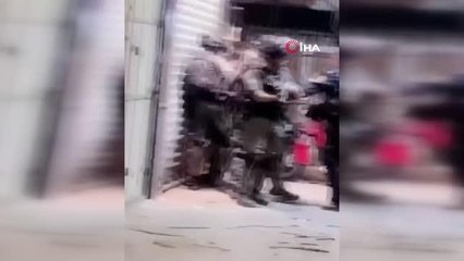 İsrail güçleri, Kudüs'teki Bab al-Amud bölgesini kapattı