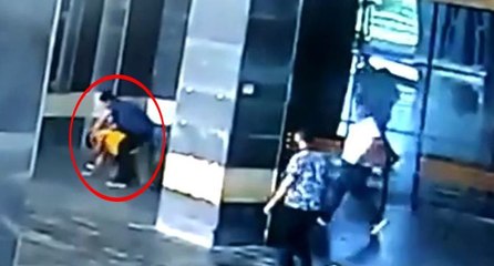 Doktorların yumruklu kavgası kamerada
