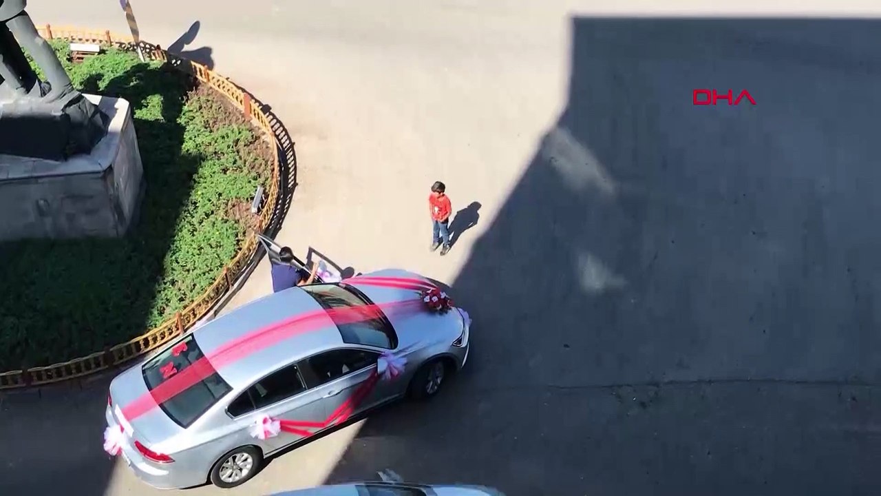 Çocukların bahşiş uğruna tehlikeli oyunları