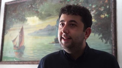 Araştırmacı Bayar, 1950'lilerin esintisini taşıyan "İstanbul'un resimli apartmanları"nı gün yüzüne çıkarıyor