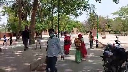 पर्यटन स्थलों पर नजर आये लगी लोगों की भीड़