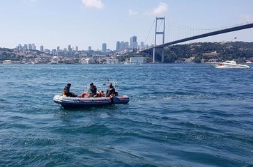 Kuzguncuk'ta serinlemek için denize giren kişi kayboldu