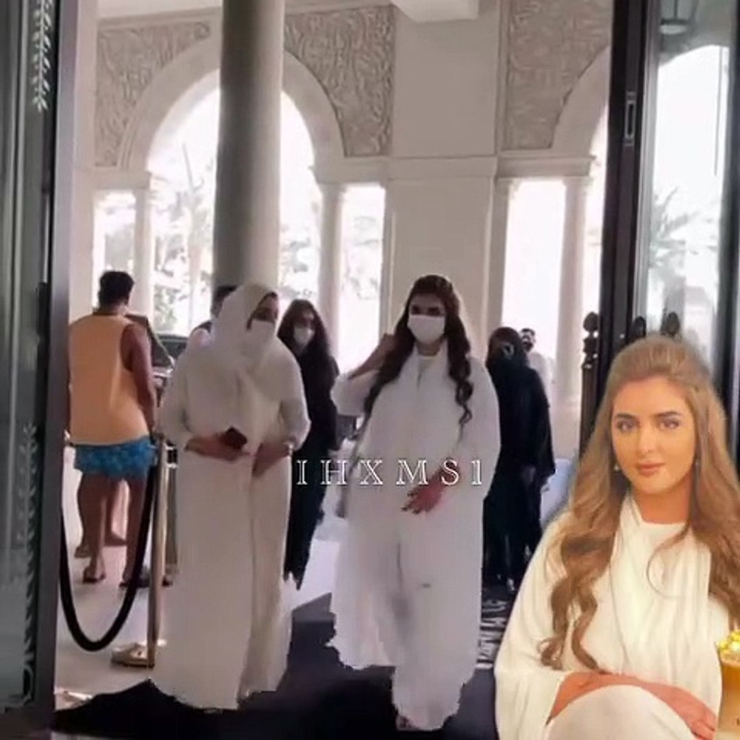 الشيخة مهرة بنت محمد بن راشد آل مكتوم تخطف الأنظار بافتتاح معرض "آيكونز" -  فيديو Dailymotion