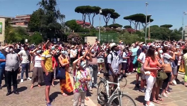 L'Angelus del Papa al Policlinico Gemelli: Difendere il sistema sanitario gratuito