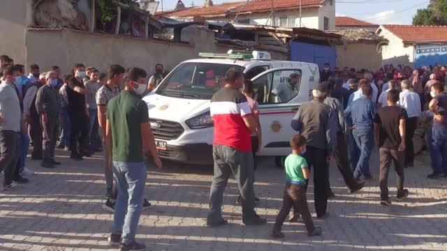 AFYONKARAHİSAR - Sulama göletine giren 2 kardeş boğuldu