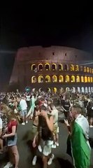 Italia campione d'Europa, la festa al Colosseo