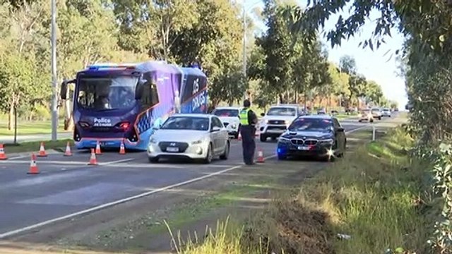 Growing Sydney outbreak forces Victoria to shut its border
