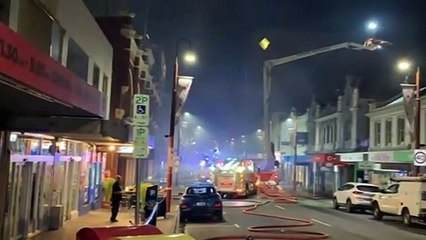 Firefighters battle blaze at Hobart's Brunswick Hotel