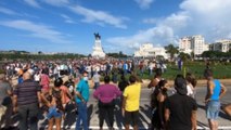 Cientos de manifestantes cubanos se toman las calles de La Habana al grito de 
