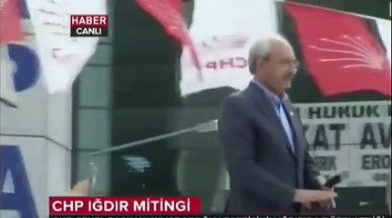 Kılıçdaroğlu ezan okununca konuşmasına ara verdi