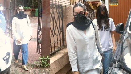 Ananya Pandey की दादी का सुन बेटी को लेकर पहुंचीं Karishma Kapoor | FilmiBeat