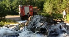 Son dakika haberleri... Bursa'da yangın söndürmede ilginç yöntem